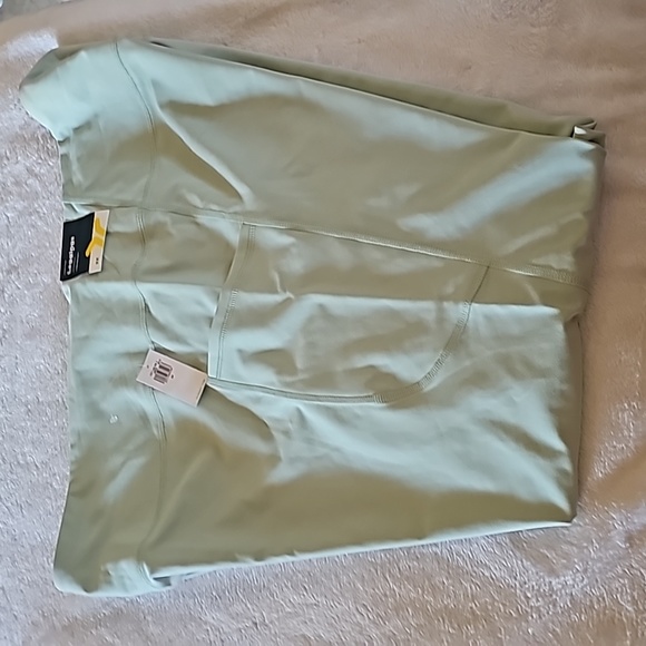 Old Navy Leggings (Plus Size) - Picture 3 of 6